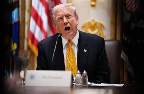 Trump po vzoru samodržcev: “To bi bilo čudovito ime”