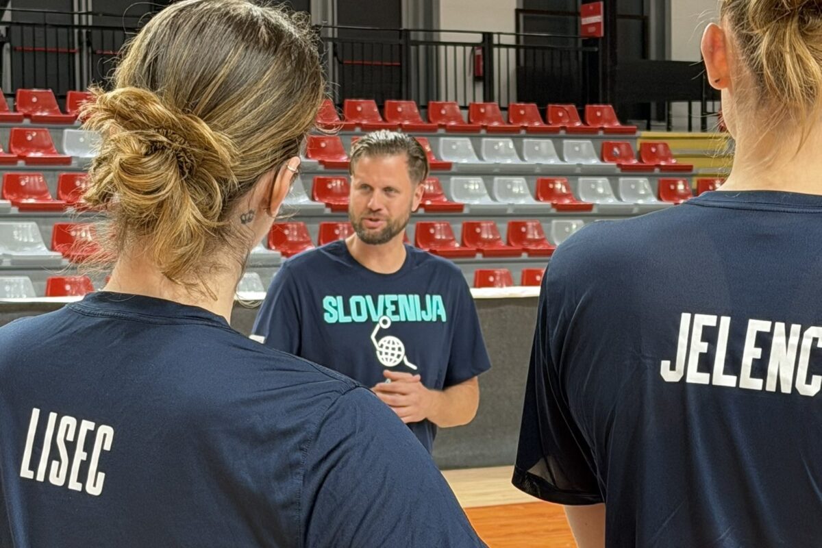 Novi selektor se predstavi: Slovenke začele priprave