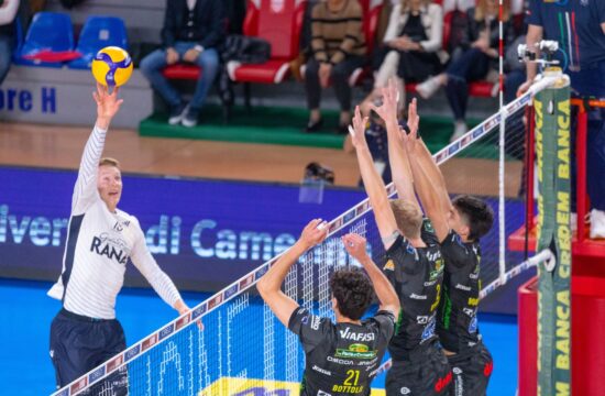 Rok Možič trčil v bolgarski zid (VIDEO)