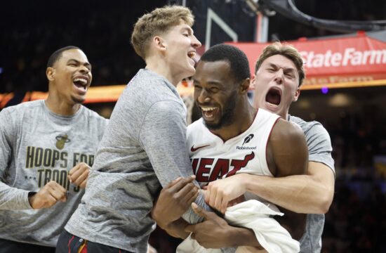 Miamiju za zmagovito zabijanje dovolj štiri desetinke (VIDEO)