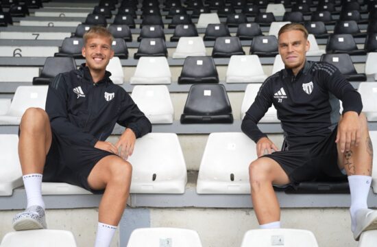 10 brez VAR-a: Kasalo in Antolin razkrila črno-bele skrivnosti (VIDEO)