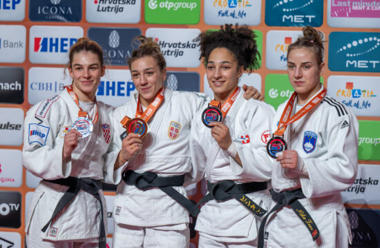 Nika Tomc do drugih stopničk na najvišji ravni