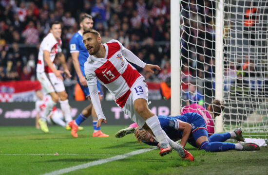 Hrvati dvignili vozovnico za svetovno prvenstvo, remi v Varšavi (VIDEO)