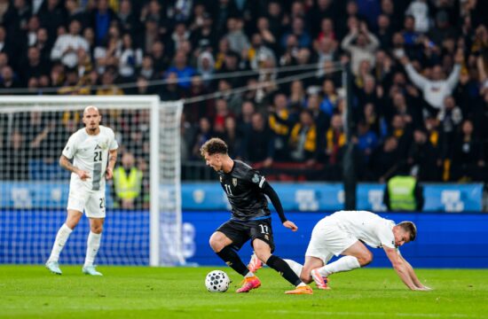 Slovenija – Kosovo: Oblak v bolečinah preprečil katastrofo (VIDEO)