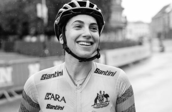 Po nenadnem zdravstvenem dogodku preminila svetovna rekorderka