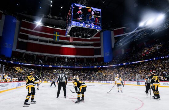 Pingvini v revanši v Stockholmu vrnili udarec