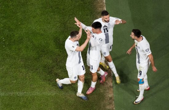 Slovenija po 424 minutah le dočakala gol (VIDEO)
