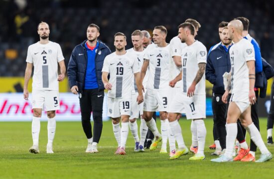 Slovenci med najslabšimi, na SP država z le 150 tisoč prebivalci