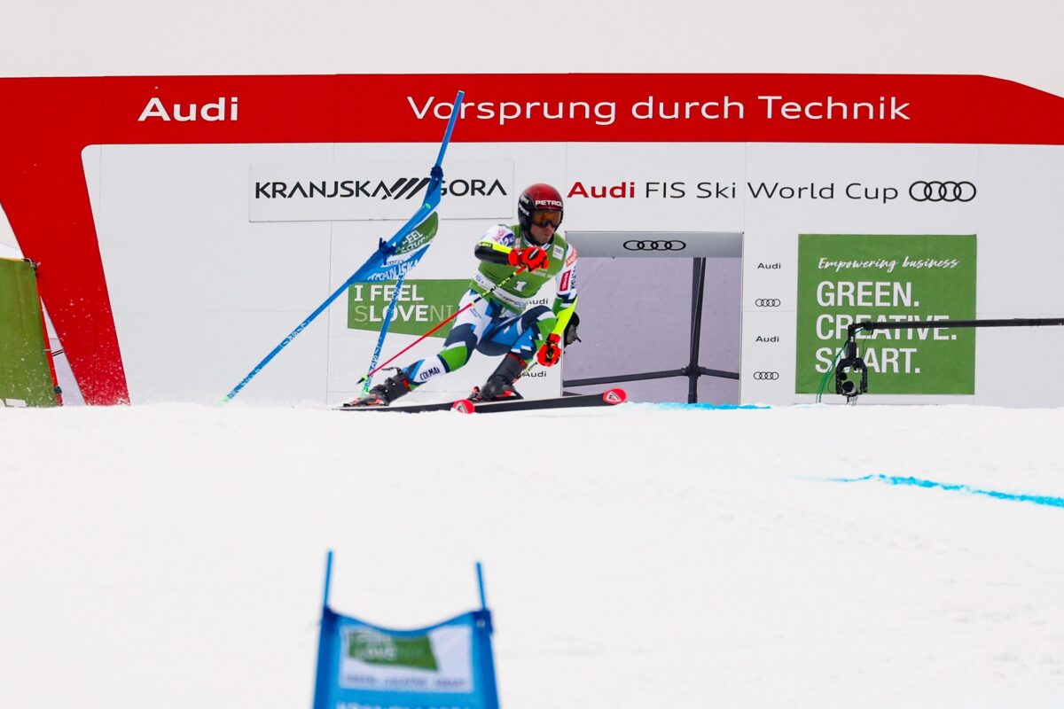 Kdo rešuje slovenski smučarski jutri?