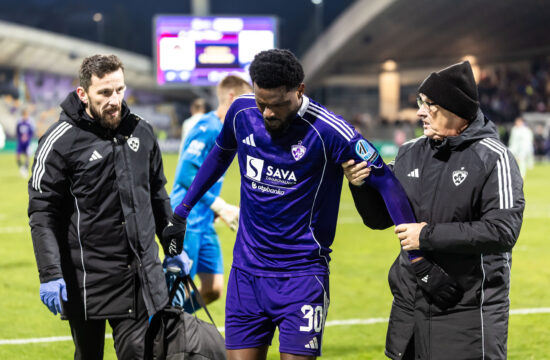 Hud udarec za Maribor: je za Tetteha jeseni že konec?