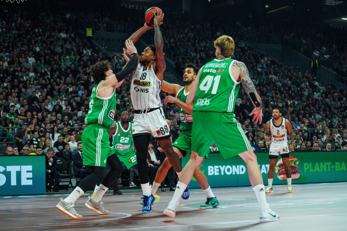 V živo na SK: Pariz v Dubaju, Partizan v Atenah