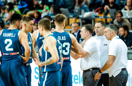 Po estonski klofuti nov šok za Slovenijo: brez kapetana