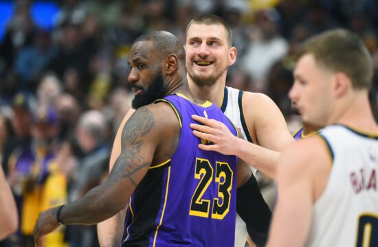 LeBron James bolj dominantnega košarkarja še ni videl