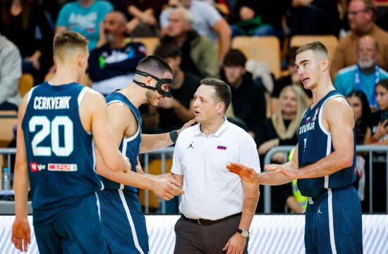 Na Švedsko po nujno zmago