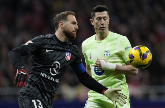 Zvezdniški obračun: Jan Oblak proti Barceloni