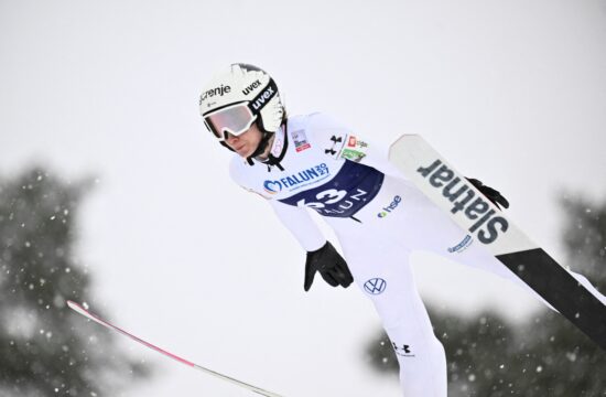 Diskvalifikacija Nike Prevc v Wisli