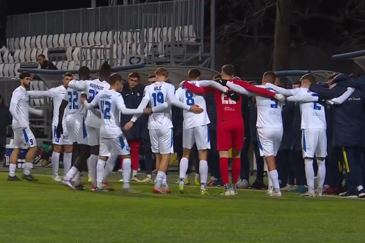 Tihi protest Domžalčanov v Kopru (VIDEO)