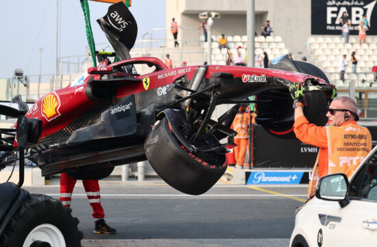 V živo na SK3: Hamilton v zidu, obeta se pestro popoldne (VIDEO)