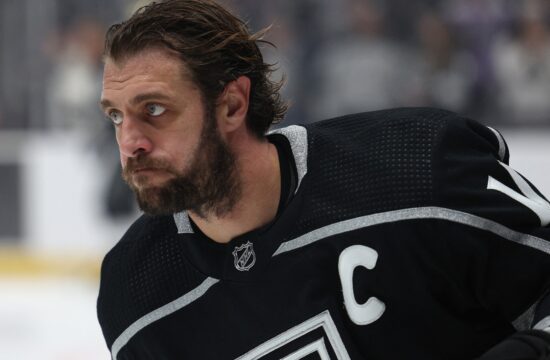 Kopitar v malho dodal novo točko, ne pa tudi zmage