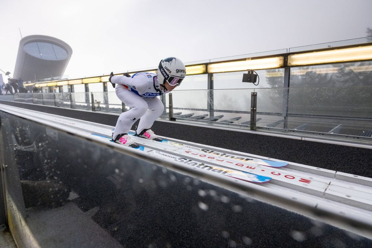 Nika Prevc spet v igri za vrh