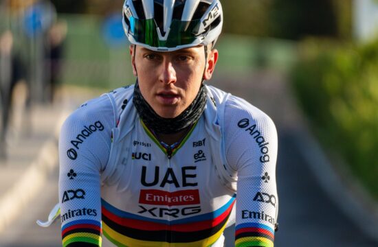 Za Pogačarja dve novosti in menjava najljubšega pomočnika