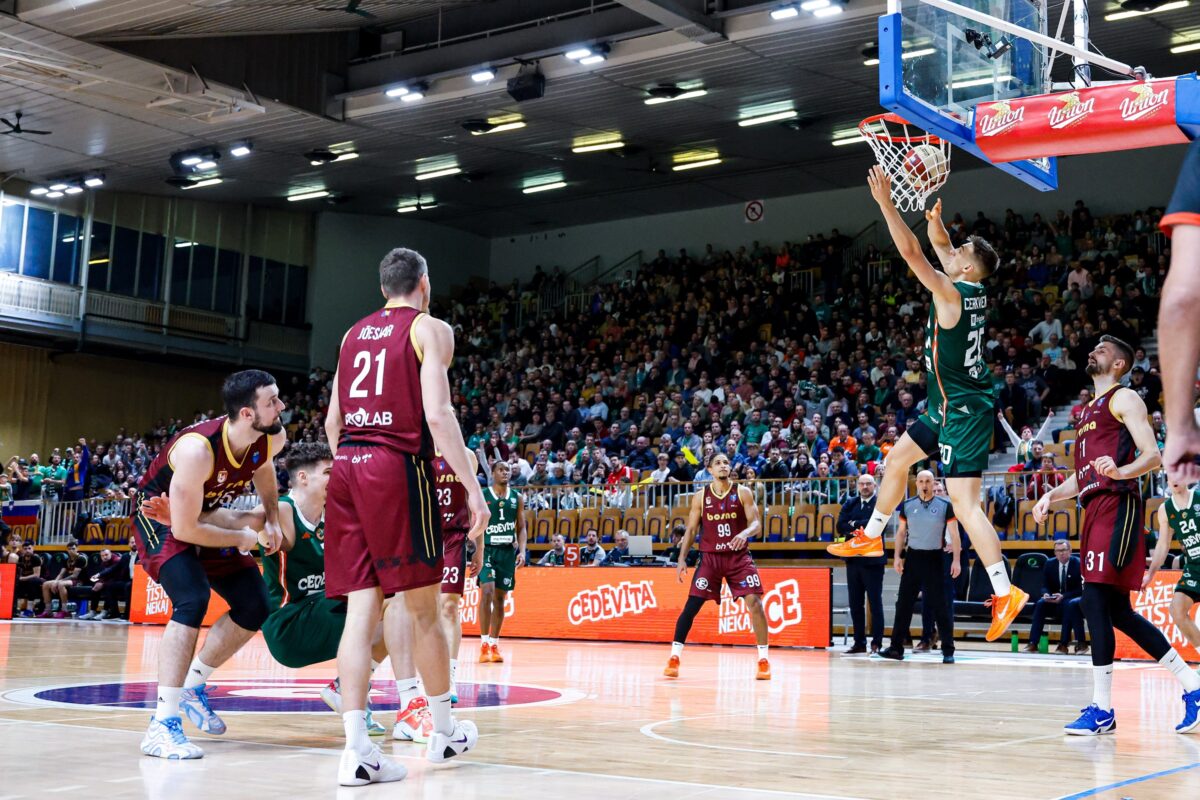 Vzorniku je brisal parket, zdaj je njegov kapetan
