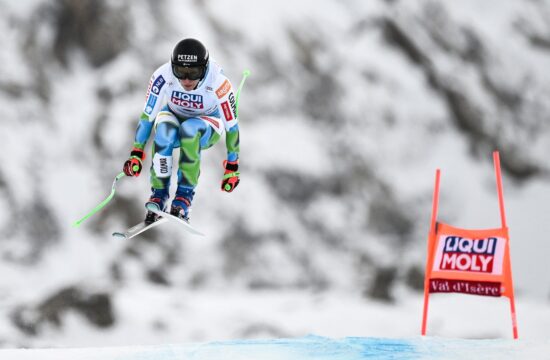 Superveleslalom: Ilka Štuhec po novo visoko uvrstitev