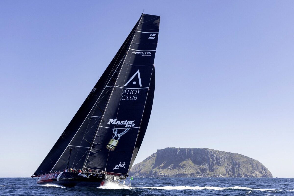 Lock Comanche na oceanski dirki Sydney-Hobart do pete zmage