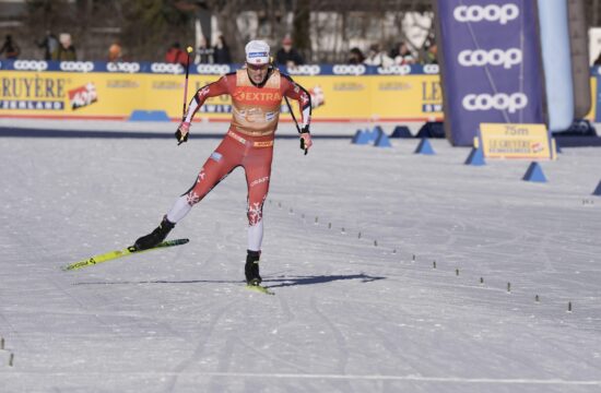 Klaebo in Hagstroem najhitrejša, skozi kvalifikacije le en Slovenec