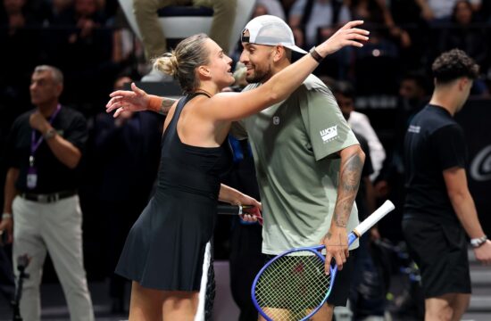 Sabalenka po porazu proti moškemu zavrača kritike