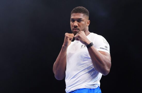 Anthony Joshua v prometni nesreči, ugasnili dve življenji (VIDEO)