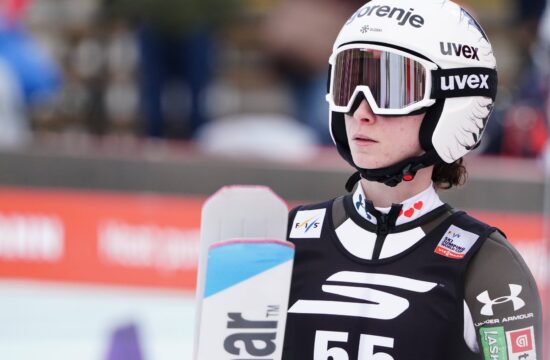 Po lanski blamaži z brisačkami: kaj letos dobijo dekleta?