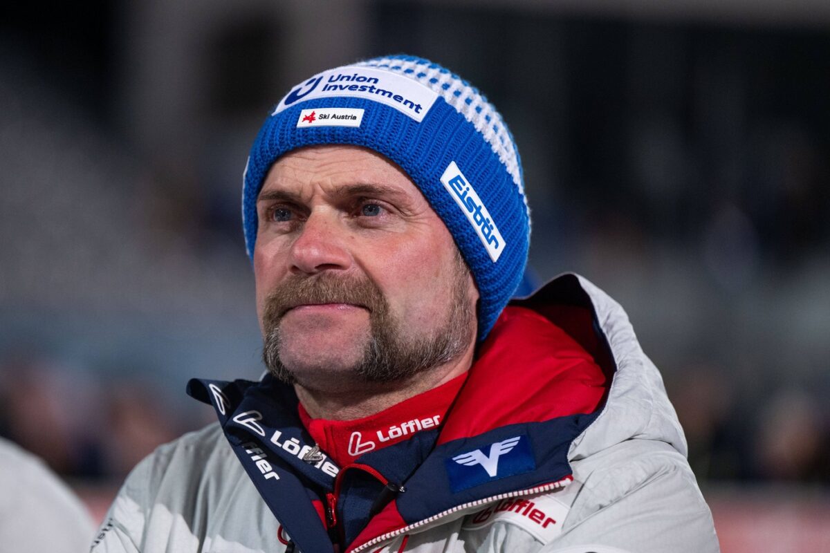 Šef Avstrijcev okaral Zajca in spet stopil na stran kontrolorja