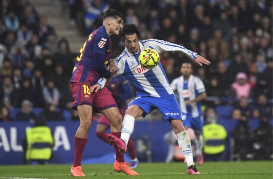 Barcelona do zmage v zaključku mestnega derbija