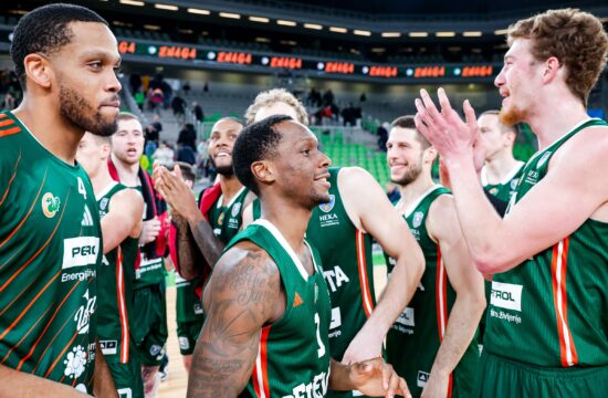 Motivirani zmaji se lahko oddolžijo Turkom