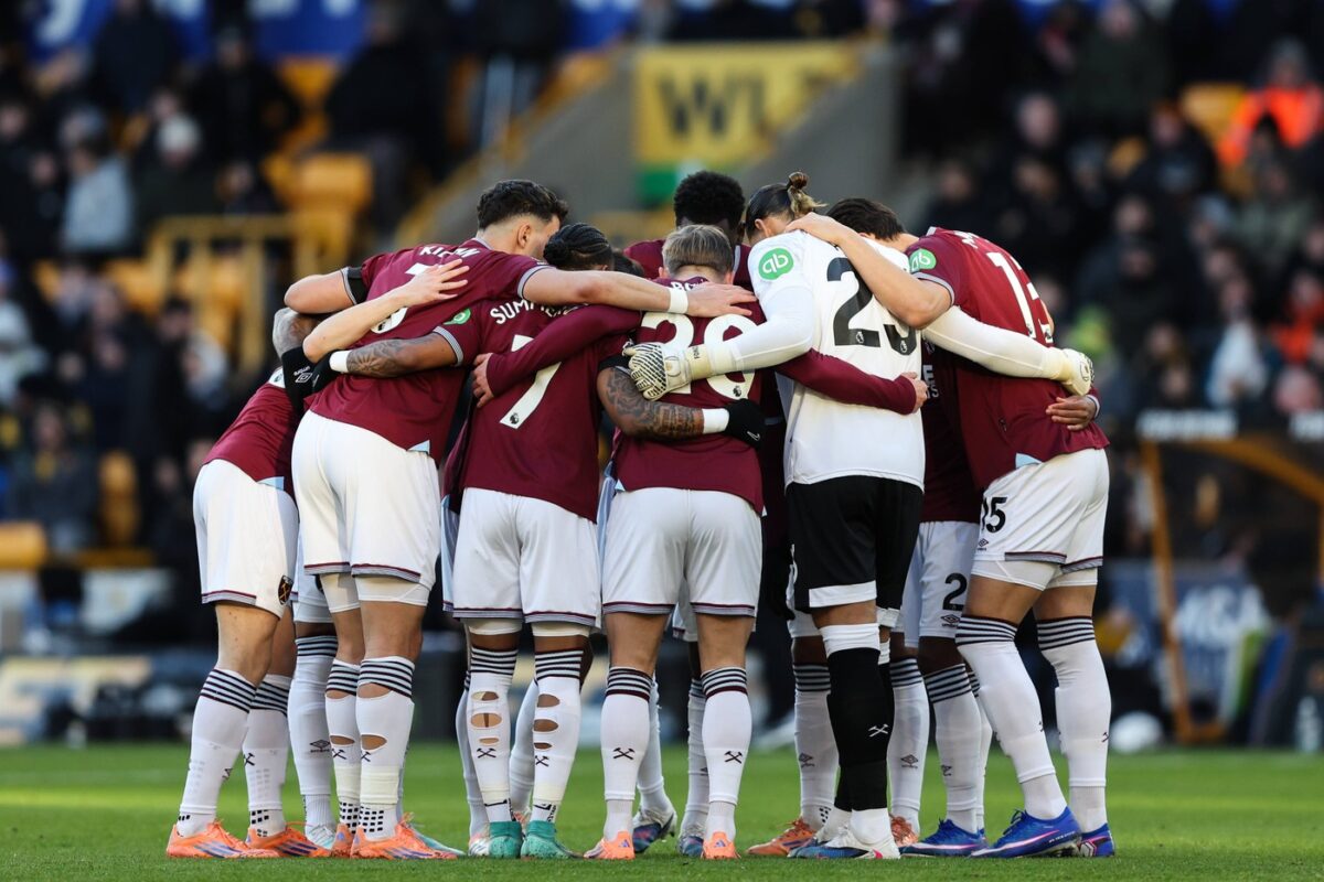 Nadaljevanje akcije v Angliji: v Londonu pomemben obračun za obstanek