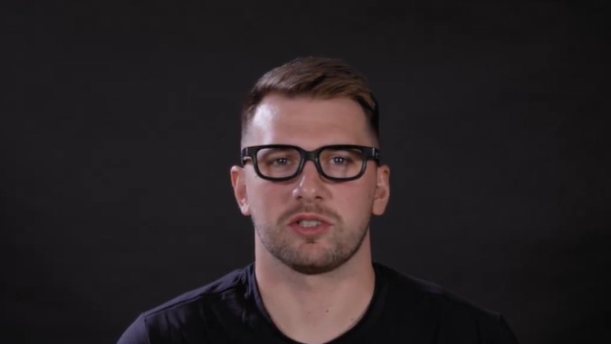 Profesor Dončić soigralce učil slovensko (VIDEO)