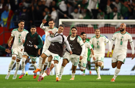 Alžirija in Slonokoščena obala zadnji četrtfinalistki (VIDEO)