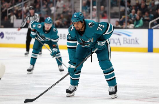 Boksarski obračun na ledeni ploskvi: veteran videl zvezdice (VIDEO)