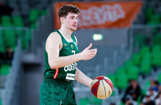 Po dveh poškodbah slavi košarkarski božič