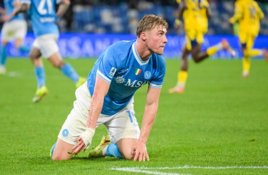 Napoliju spodrsnilo, Inter zanesljiv v Parmi