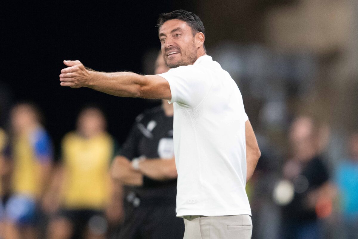 Modrost Alberta Riere: Božična darila odpiramo poleti