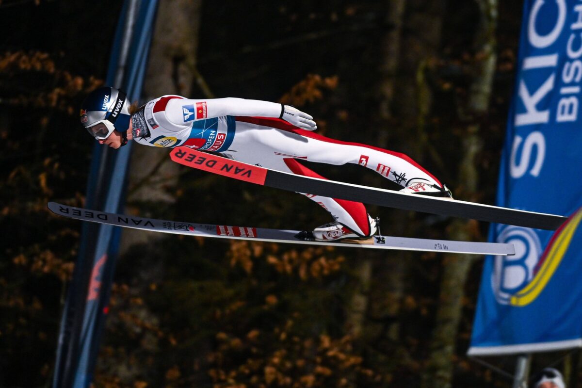 Alfa samca se vračata v ekipo