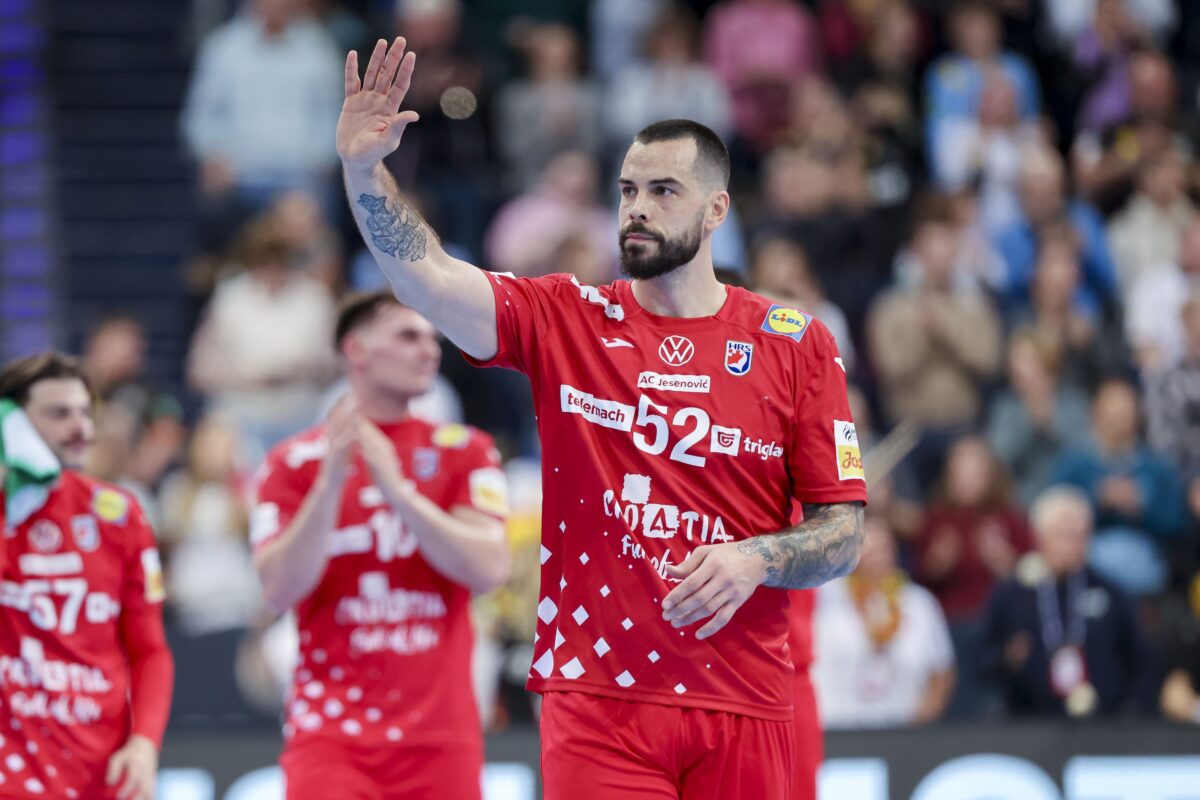 Turnir začenjajo tudi Hrvati, težko delo za Srbe