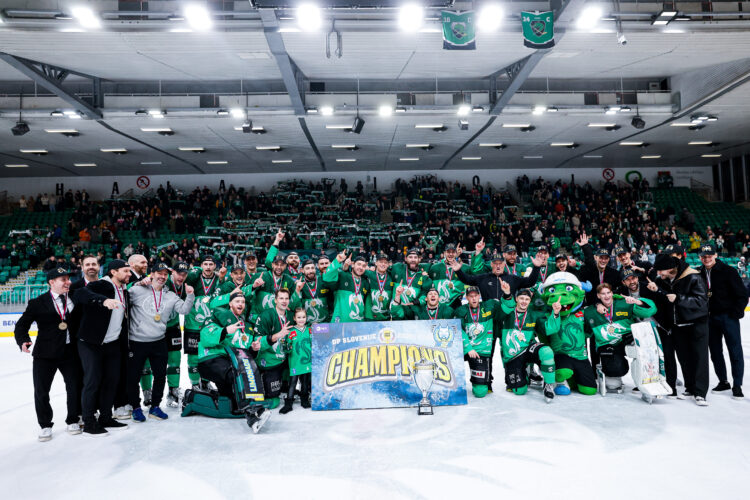 Olimpija na ekspresen način do petega zaporednega naslova (VIDEO)