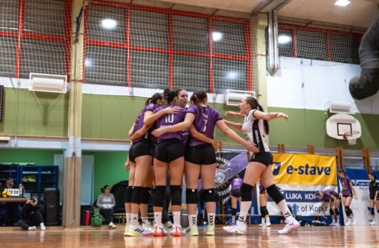 Ankaran presenetil Novogoričanke