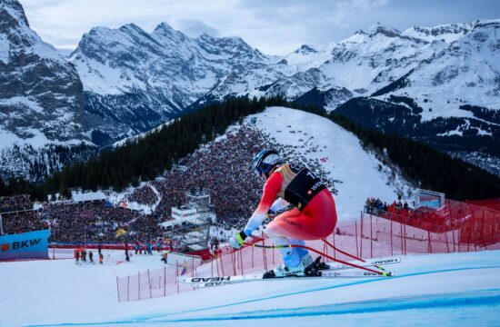 Jeza v Wengnu: kdo je pokvaril smučarski spektakel?