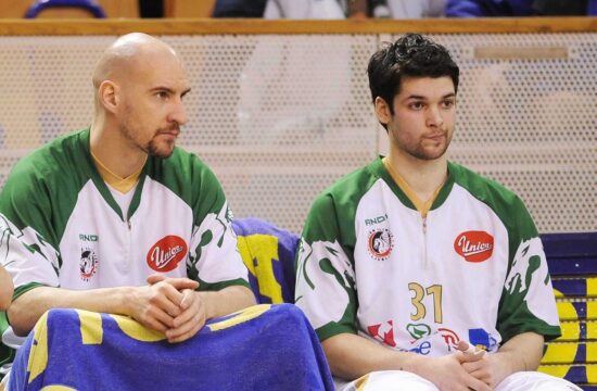 Srečanje starih znancev, ki sta ubrala drugačno pot