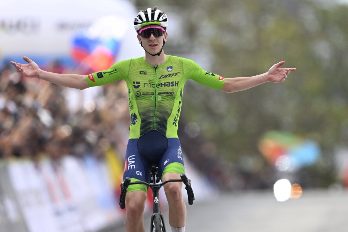 Svetovni zvezi ni všeč, da Tadej Pogačar prihaja iz Slovenije