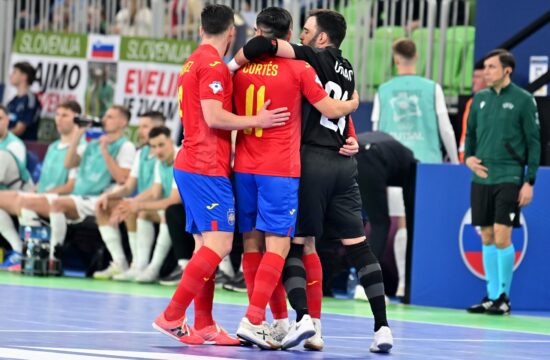 Španci že v prvem polčasu potolkli Slovence